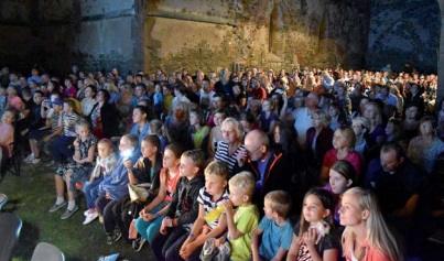 promítání