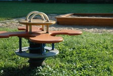 Nové dětské hřiště v Hrubšicích roste: první etapa dokončena, chystá se pokračování